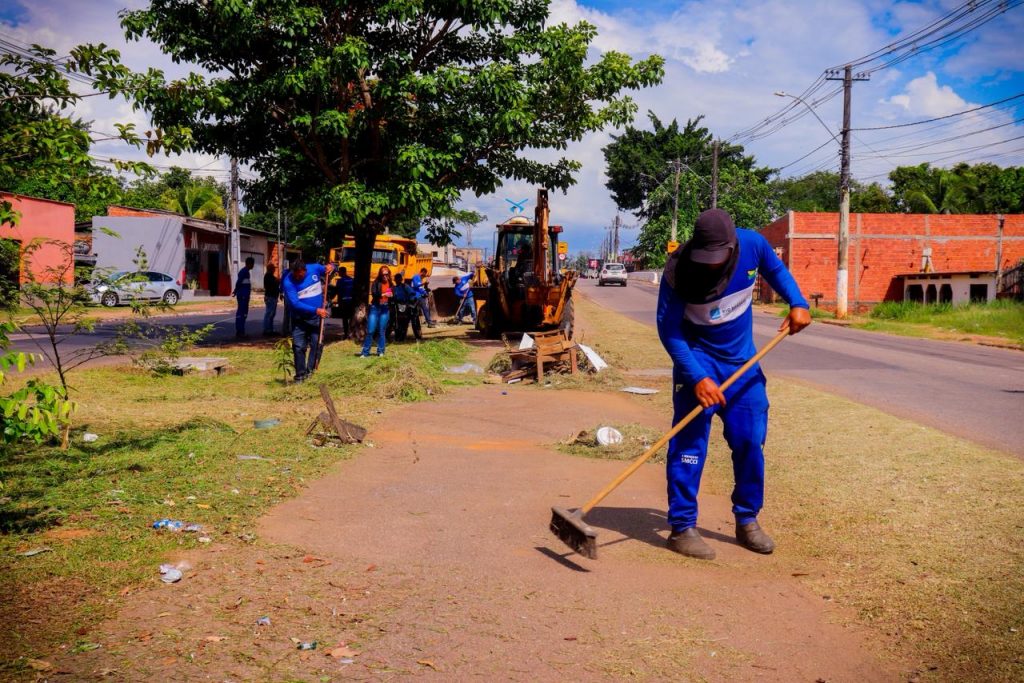 Limpeza Rua Valdomiro Lopes 4