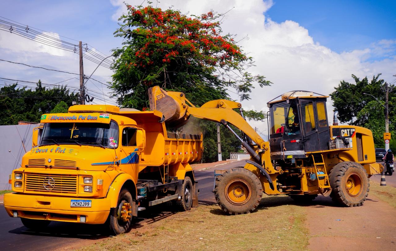 Limpeza Rua Valdomiro Lopes 6