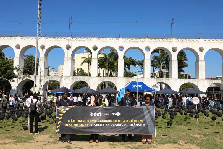 Rio de Janeiro (RJ), 28/11/2025 – Ato nos Arcos da Lapa marca o Dia Mundial em Memória das Vítimas de Trânsito. Foto: Tomaz Silva/Agência Brasil