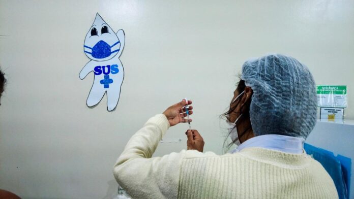 prefeitura-de-rio-branco-promove-dia-d-de-vacinacao-e-reforca-importancia-da-vacina-contra-a-influenza