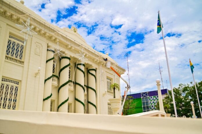 governo-anuncia-acender-das-luzes-no-palacio-rio-branco-e-divulga-programacao-do-natal-da-familia