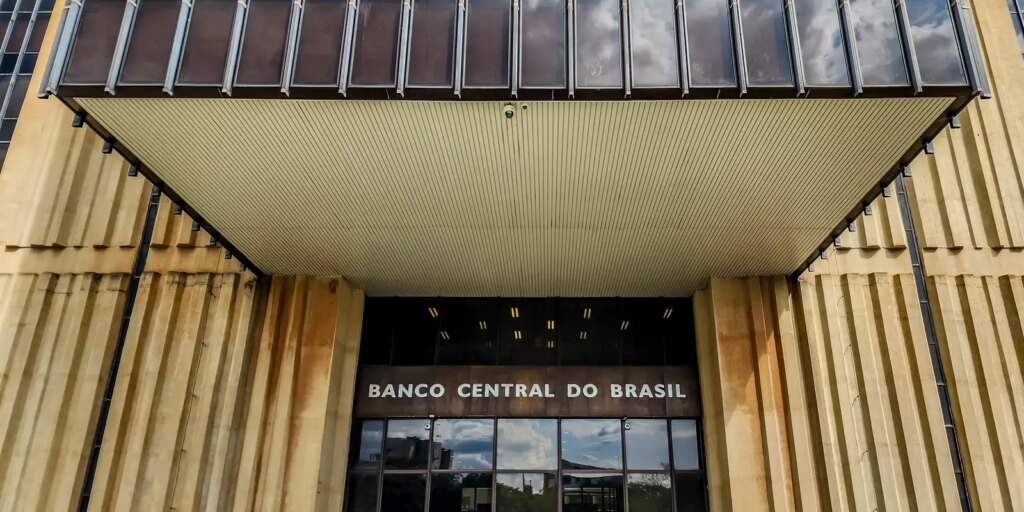 BC mantém juros básicos em 15% ao ano pela quarta vez seguida – Cidade AC News bc-mantem-juros-basicos-em-15%-ao-ano-pela-quarta-vez-seguida