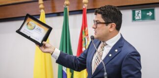 eduardo-ribeiro-destaca-projeto-da-loteria-estadual-e-celebra-selo-ouro-de-transparencia-concedido-a-aleac