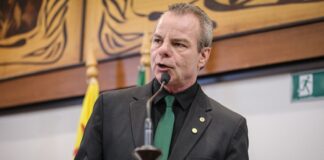 pedro-longo-pede-agilidade-no-pagamento-de-verbas-rescisorias-e-reforca-apelo-por-festas-sem-fogos-barulhentos