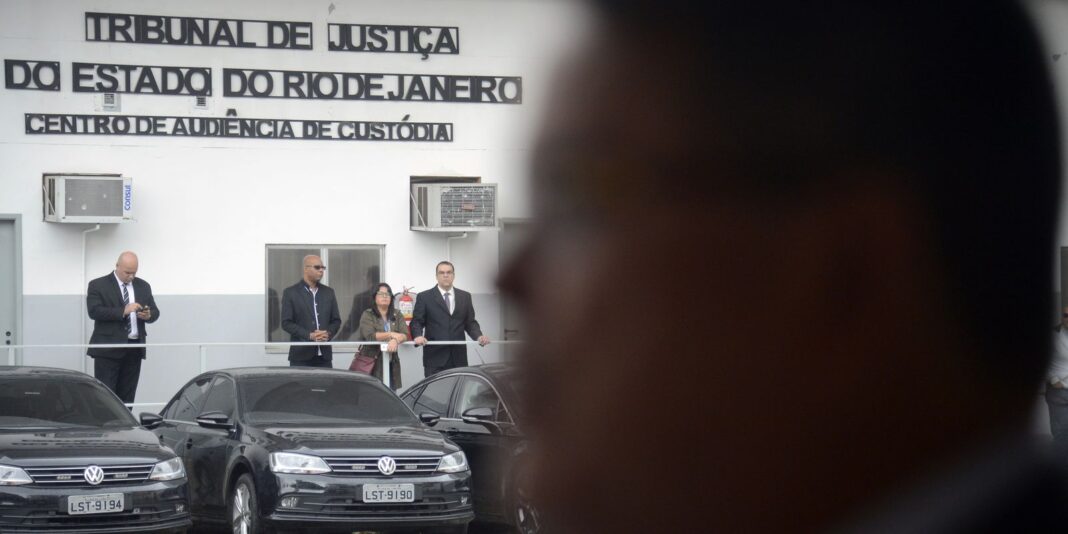 audiencia-de-custodia-virtual-reduz-garantia-de-direitos,-diz-estudo