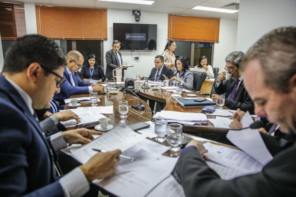 aleac-aprova-programa-“acre-no-mundo”-na-ultima-sessao-ordinaria-antes-do-recesso-parlamentar