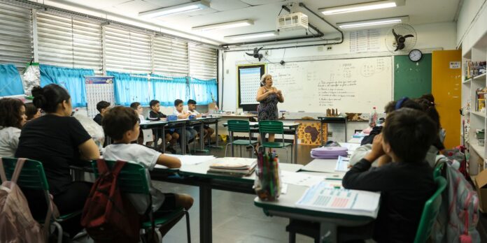 mudancas-no-ir-beneficiarao-73,5%-dos-professores-da-educacao-basica
