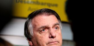 Bolsonaro deve ser internado amanhã para realizar cirurgia bolsonaro-deve-ser-internado-amanha-para-realizar-cirurgia