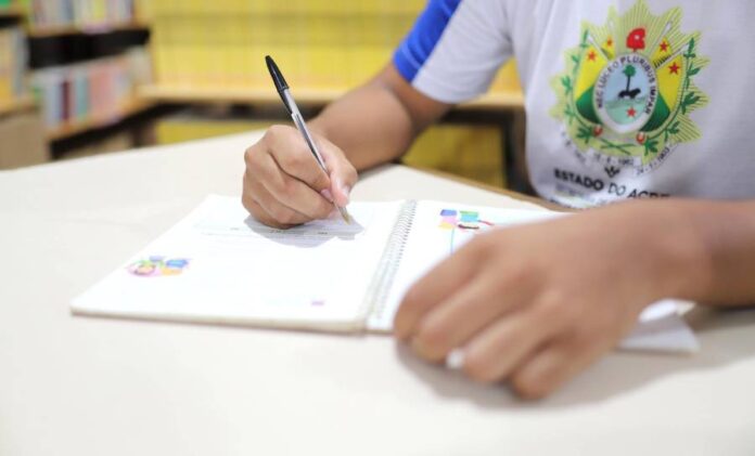 governo-do-acre-convoca-candidatos-do-concurso-da-educacao-e-destaca-agendamento-online-da-junta-medica-em-rio-branco