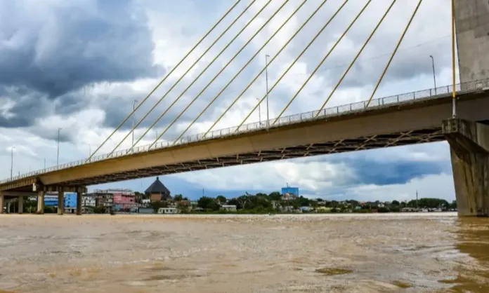 diferente-da-capital,-rio-jurua-registra-vazante-em-cruzeiro-do-sul