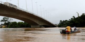 rios-do-acre-transbordam-apos-dias-de-chuva-intensa