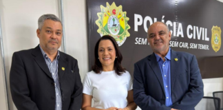 Vice-governadora Mailza Assis visita Delegado-Geral da Polícia Civil do Acre vice-governadora-mailza-assis-visita-delegado-geral-da-policia-civil-do-acre