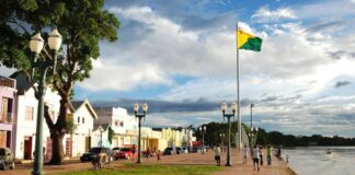 Acre jornal: economia cresce, mas avanço segue concentrado nos maiores municípios Acre jornal economia do Acre em Rio Branco impacta os municípios