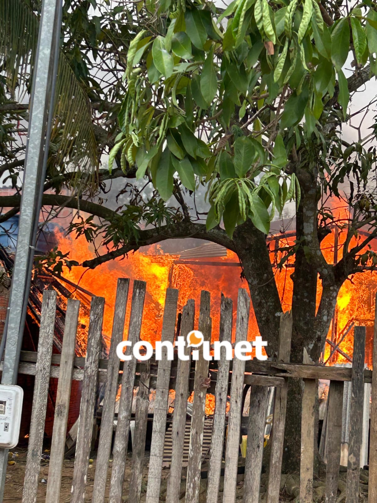 Sogra ateia fogo em casa de casal após genro ser preso por violência doméstica em Rio Branco | Cidade AC News – Notícias do Acre