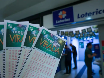 quem-faturou?-6-apostam-ganham-na-mega-da-virada-e-cada-uma-ira-receber-r$-181,8-milhoes