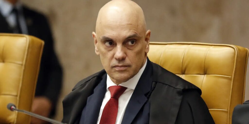 Moraes autoriza visitas de filhos e enteada a Bolsonaro – Cidade AC News moraes-autoriza-visitas-de-filhos-e-enteada-a-bolsonaro