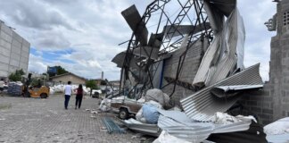 Tornado danificou 350 casas em São José dos Pinhais (PR) tornado-danificou-350-casas-em-sao-jose-dos-pinhais-(pr)