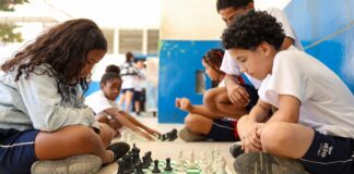 mec-fara-pesquisa-sobre-impacto-da-restricao-de-celular-nas-escolas