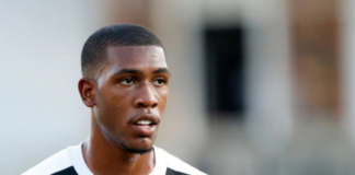 rayan-aceita-proposta-da-premier-league-e-espera-aval-do-vasco-para-fechar-negociacao