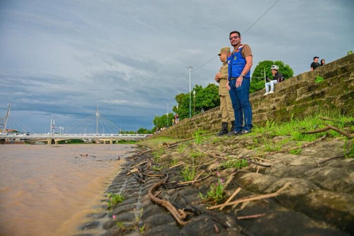 governador-gladson-cameli-acompanha-subida-do-rio-acre-e-reforca-acoes-de-apoio-as-familias governador-gladson-cameli-acompanha-subida-do-rio-acre-e-reforca-acoes-de-apoio-as-familias