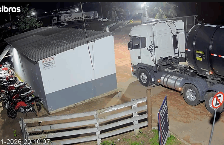 policia-civil-do-acre-apreende-carga-de-sebo-bovino-avaliada-em-r$-200-mil-e-prende-suspeito-por-receptacao-e-uso-de-documento-falso