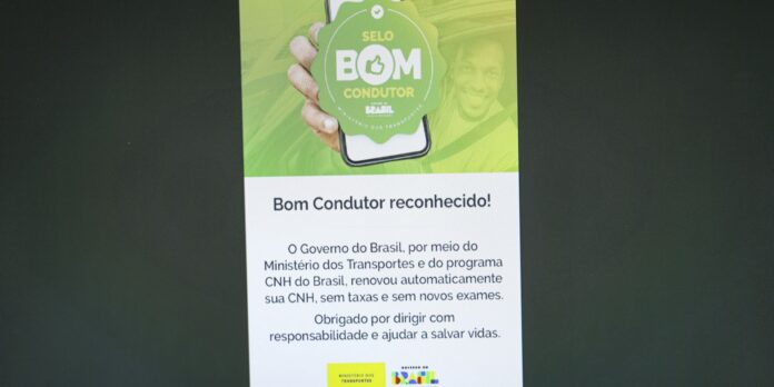 renovacao-automatica-de-cnh-beneficia-300-mil-na-primeira-semana renovacao-automatica-de-cnh-beneficia-300-mil-na-primeira-semana
