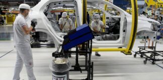 juros-altos-travam-credito-para-80%-das-industrias,-revela-pesquisa