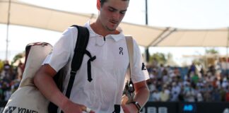 fora-de-ritmo,-joao-fonseca-cai-na-estreia-do-aberto-da-australia