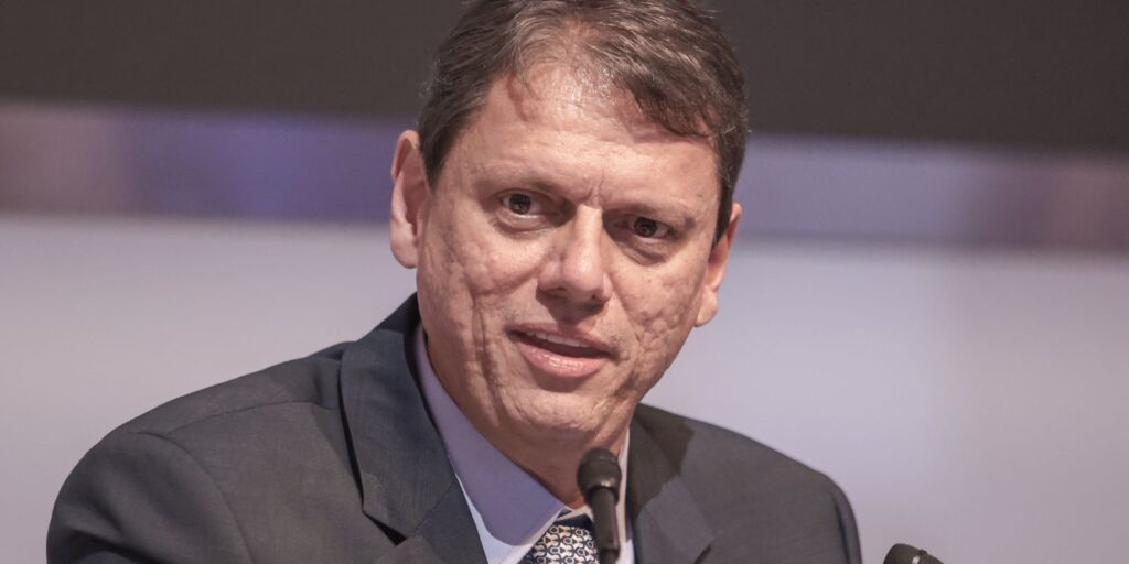 Moraes autoriza Tarcísio a visitar Bolsonaro na prisão na quinta-feira – Cidade AC News moraes-autoriza-tarcisio-a-visitar-bolsonaro-na-prisao-na-quinta-feira