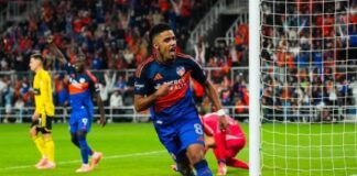 vasco-acerta-contratacao-do-atacante-brenner,-ex-sao-paulo