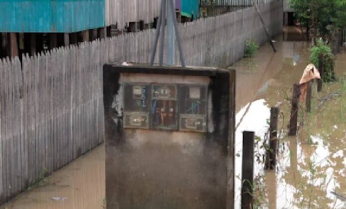 energisa-reforca-orientacoes-de-seguranca-durante-cheias;-imoveis-em-area-alagada-de-cruzeiro-do-sul-tem-energia-desligada energisa-reforca-orientacoes-de-seguranca-durante-cheias;-imoveis-em-area-alagada-de-cruzeiro-do-sul-tem-energia-desligada