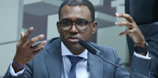 BC: diretor nega ter recomendado compra de carteiras do Master ao BRB bc:-diretor-nega-ter-recomendado-compra-de-carteiras-do-master-ao-brb