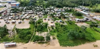 rio-jurua-fica-a-dois-centimetros-de-sair-da-cota-de-alerta-em-cruzeiro-do-sul