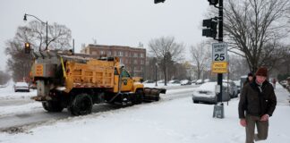 eua:-tempestade-deixa-670-mil-sem-energia-e-cancela-milhares-de-voos