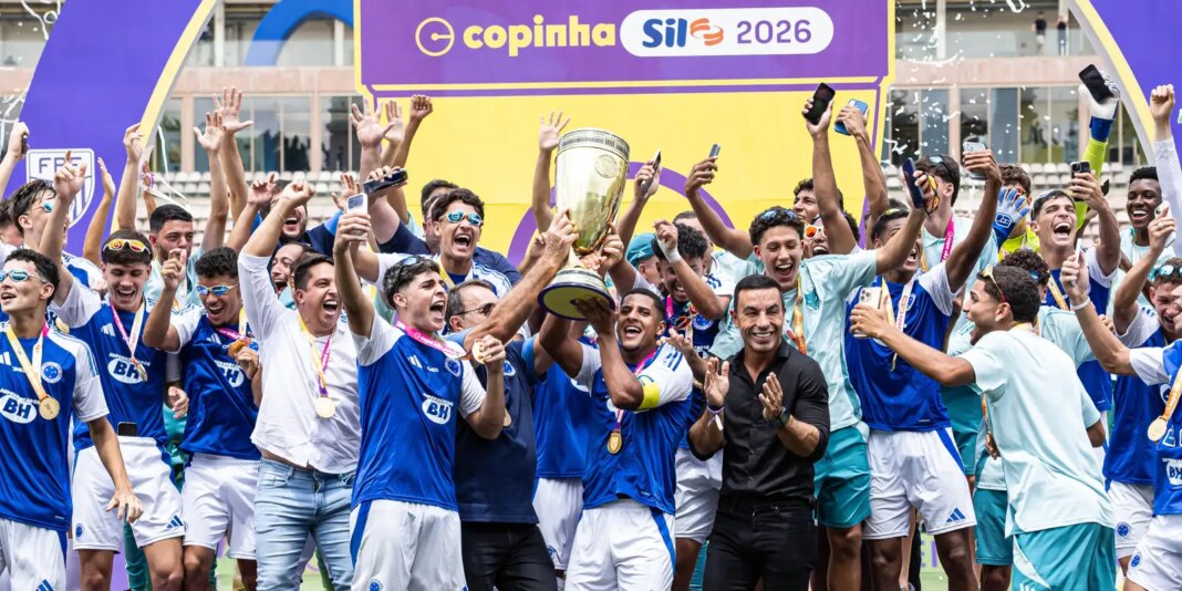 cruzeiro-bate-sao-paulo-e-fatura-bicampeonato-da-copinha-apos-19-anos
