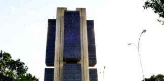 Com quórum desfalcado, Copom decide se mantém Taxa Selic com-quorum-desfalcado,-copom-decide-se-mantem-taxa-selic