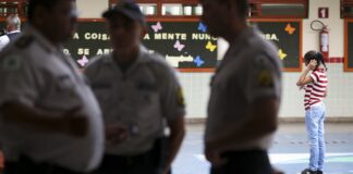 pgr-da-aval-a-escolas-civico-militares-paulistas,-mas-nao-a-pagamentos