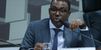 diretor-do-bc-diz-a-pf-que-master-tinha-so-r$-4-milhoes-em-caixa