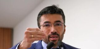 “faz-discurso-fantasioso-e-abandona-bairros-da-capital”,-diz-ze-lopes-sobre-bocalom