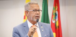 Afonso Fernandes destaca avanços da legislatura e propõe homenagem a empresário acreano afonso-fernandes-destaca-avancos-da-legislatura-e-propoe-homenagem-a-empresario-acreano