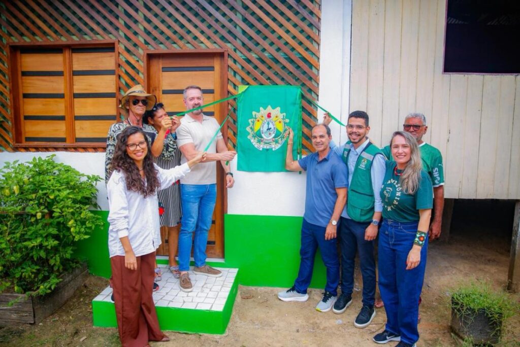 prefeito-zequinha-lima-participa-da-entrega-de-cozinhas-construidas-no-rio-croa