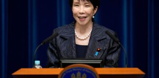 sanae-takaichi-obtem-vitoria-eleitoral-historica-no-japao