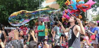 carnaval:-pais-nao-devem-postar-imagens-de-criancas,-diz-pesquisador