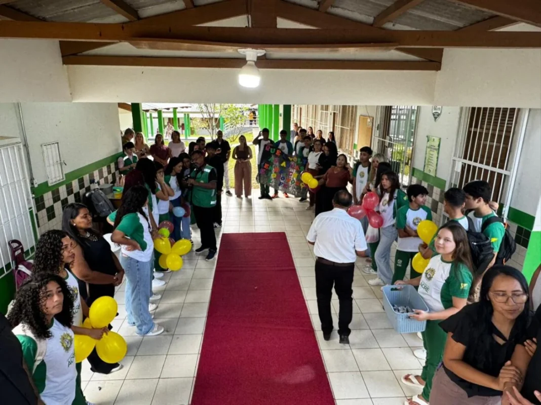 rede-estadual-inicia-ano-letivo-com-35-escolas-integrais-e-amplia-modelo-para-60-unidades-em-2026