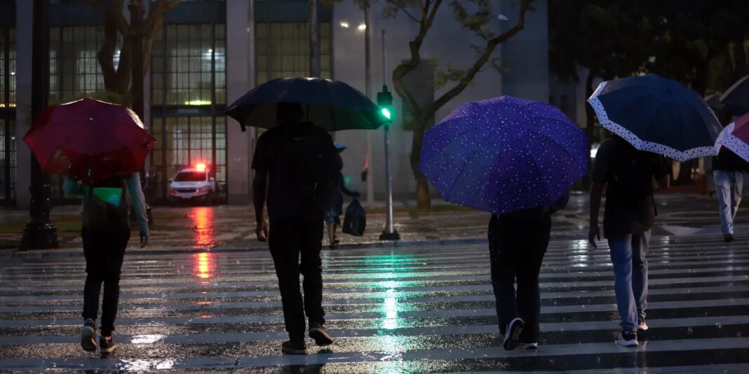 defesa-civil-de-sp-alerta-para-frente-fria-a-partir-desta-terca-(24)