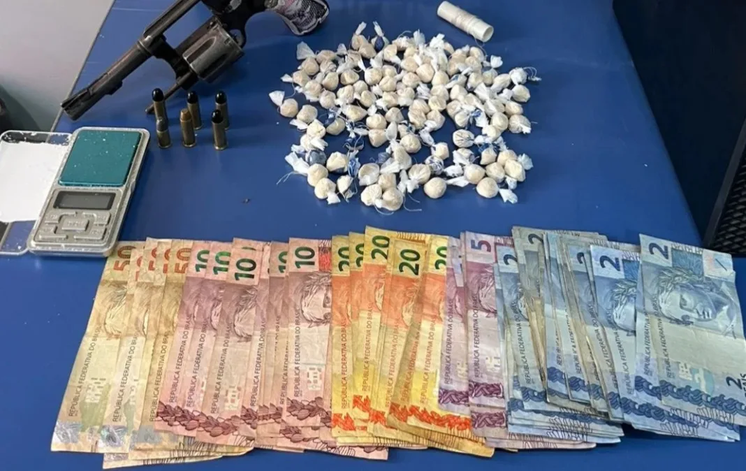 homem-e-preso-apos-denuncia-de-tortura-e-acaba-autuado-por-trafico-em-brasileia