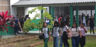 Estado inicia ano letivo em Cruzeiro do Sul e amplia ensino integral para mais nove escolas estado-inicia-ano-letivo-em-cruzeiro-do-sul-e-amplia-ensino-integral-para-mais-nove-escolas