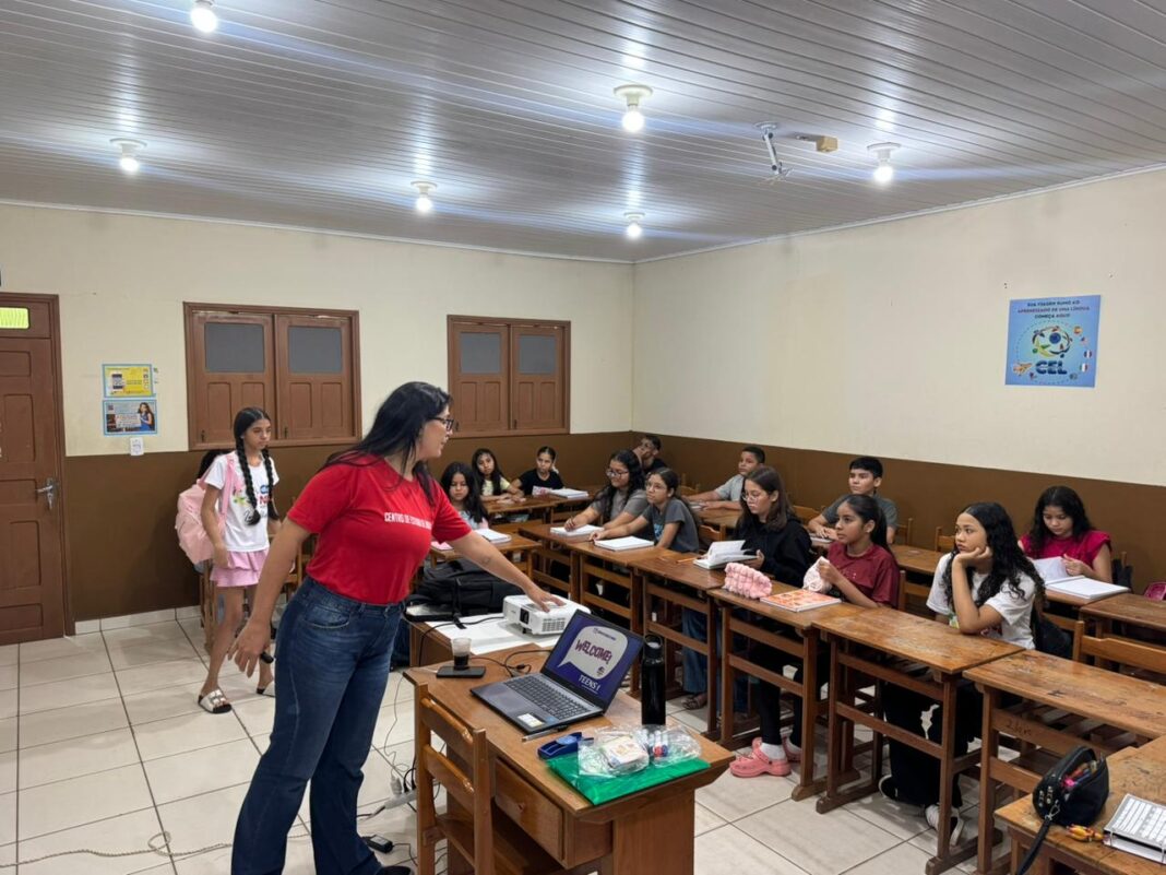 centro-de-estudos-de-linguas-do-acre-inicia-ano-letivo-com-3,5-mil-alunos-matriculados