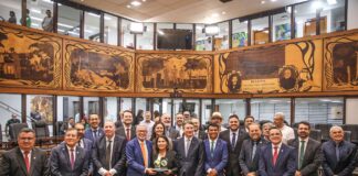 em-solenidade-na-aleac,-afonso-fernandes-assume-presidencia-do-parlamento-amazonico