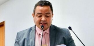 Vereador Leôncio Castro apresenta PL que cria o Programa Adota Rio Branco vereador-leoncio-castro-apresenta-pl-que-cria-o-programa-adota-rio-branco